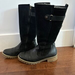 Wool lined Bolle winter high boots - size 40